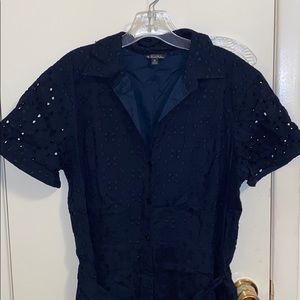 Key hole dress with tie wrap